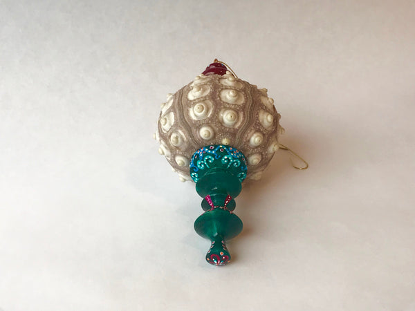 MACK/Tode Sea Urchin Ornament magenta/turquoise